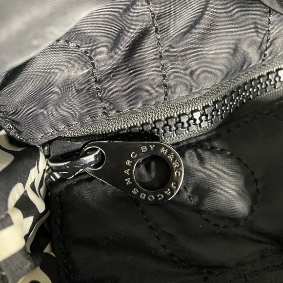 MARC JACOBS Designer Nylon Embroidered Handle Bag Tote Purse Diaper Bag - Picture 8 of 16